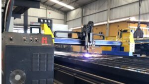 Eficiência Industrial: Como a Automação CNC Reduz Custos e Aumenta a Produtividade Eficiência Industrial: Como a Automação CNC Reduz Custos e Aumenta a Produtividade